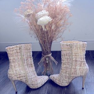 Brand new Heel booties!!